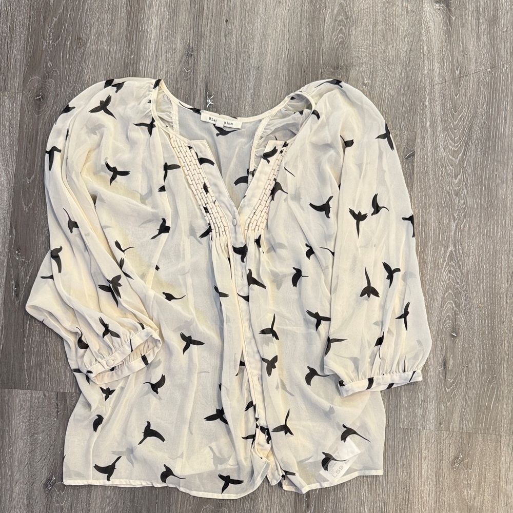 Black Rainn Cream and Black Bird Print Blouse